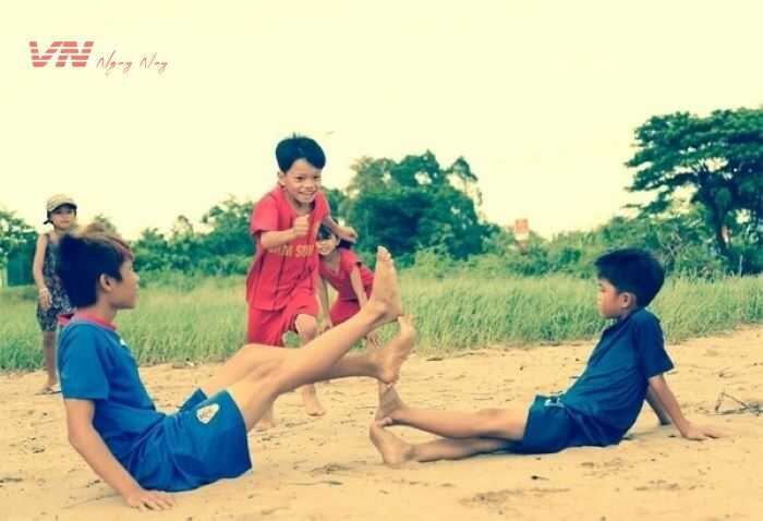 Trò Chơi Nhảy Chồng Cao