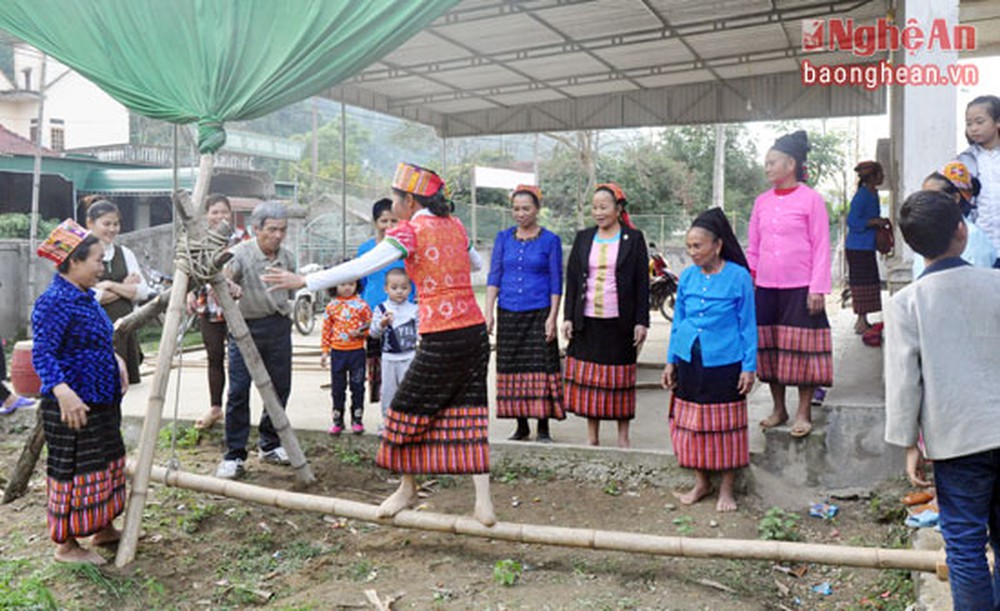 Trò Chơi Đi Cầu Khỉ