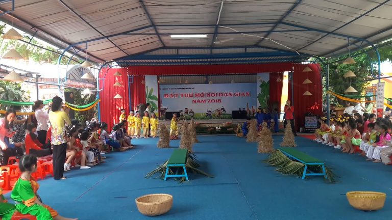 Trò chơi Gánh Lúa Qua Cầu