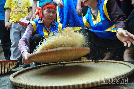 Trò chơi Giã, Sàng Sảy Gạo